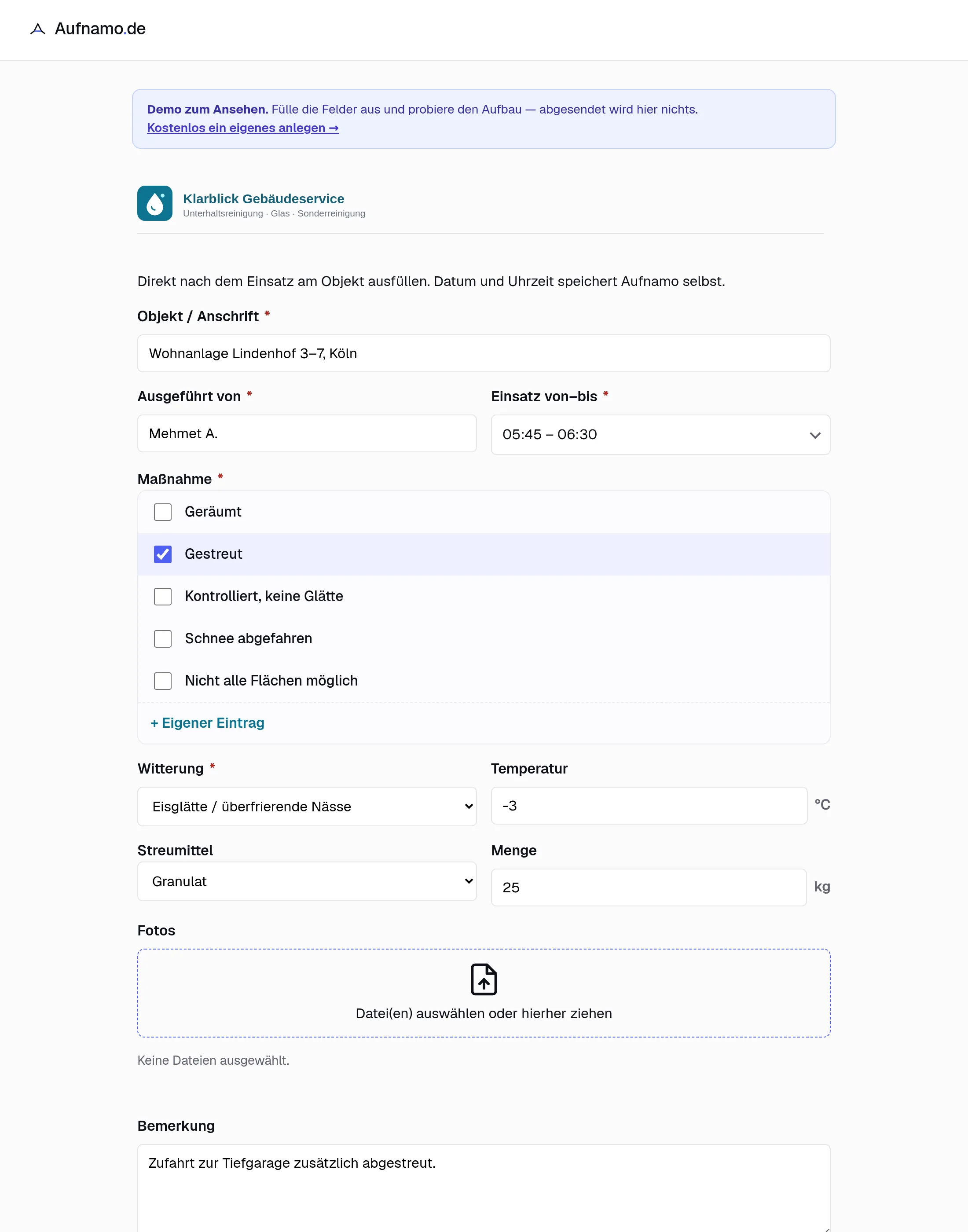 Das ausgefüllte Formular auf dem Tablet.